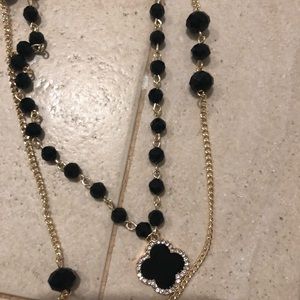 Hip Necklace super cute
